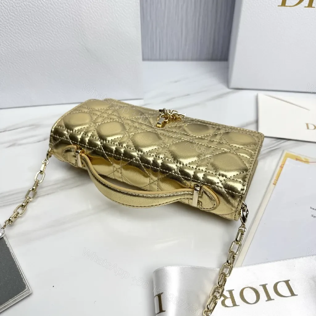 View 2 of Gold-Textured Chain Bag Deluxe: Ultra-Luxe, All-Day Shine, Compact