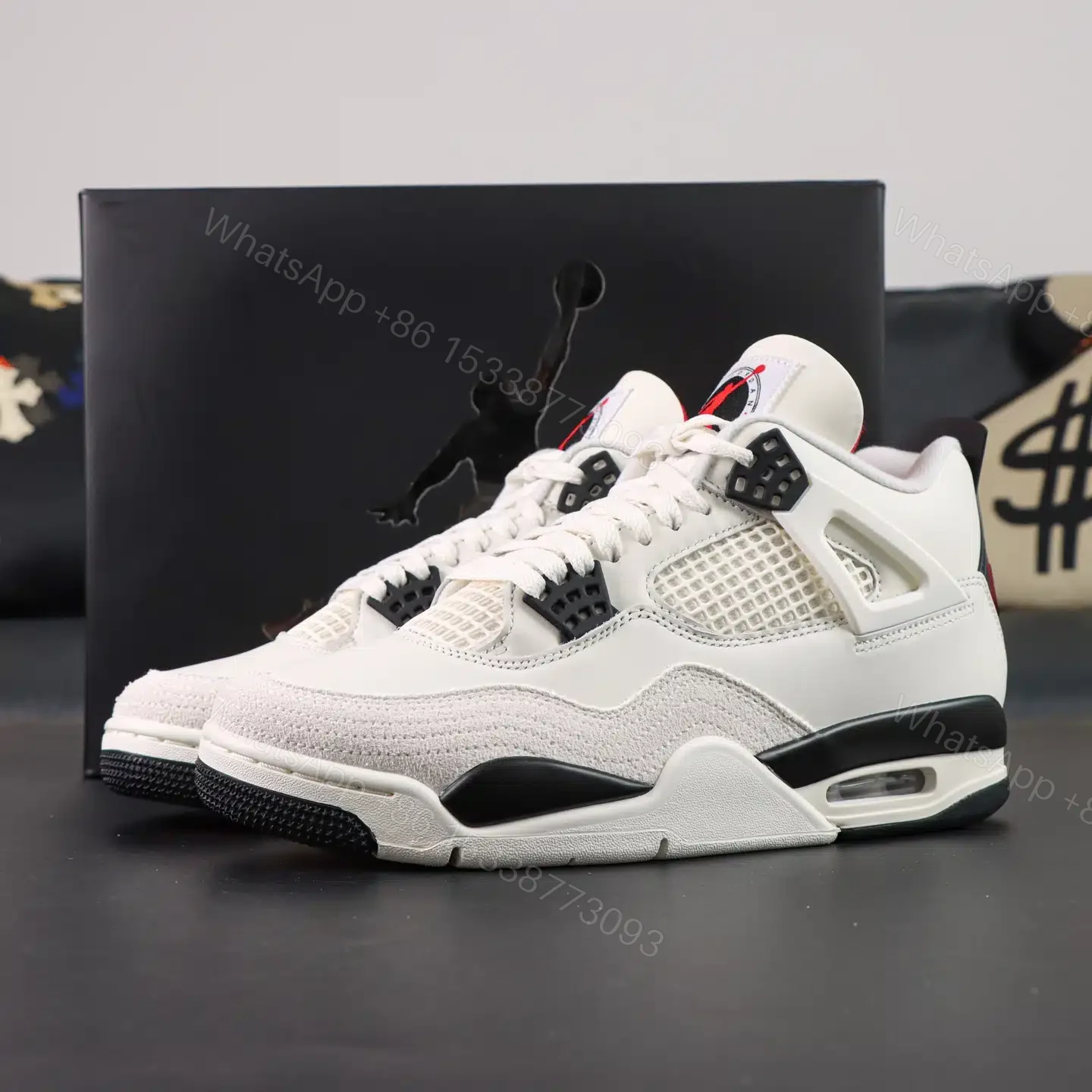 Air Jordan 4 “Flight Club” Sail/Black-University Red 2026 — view 1