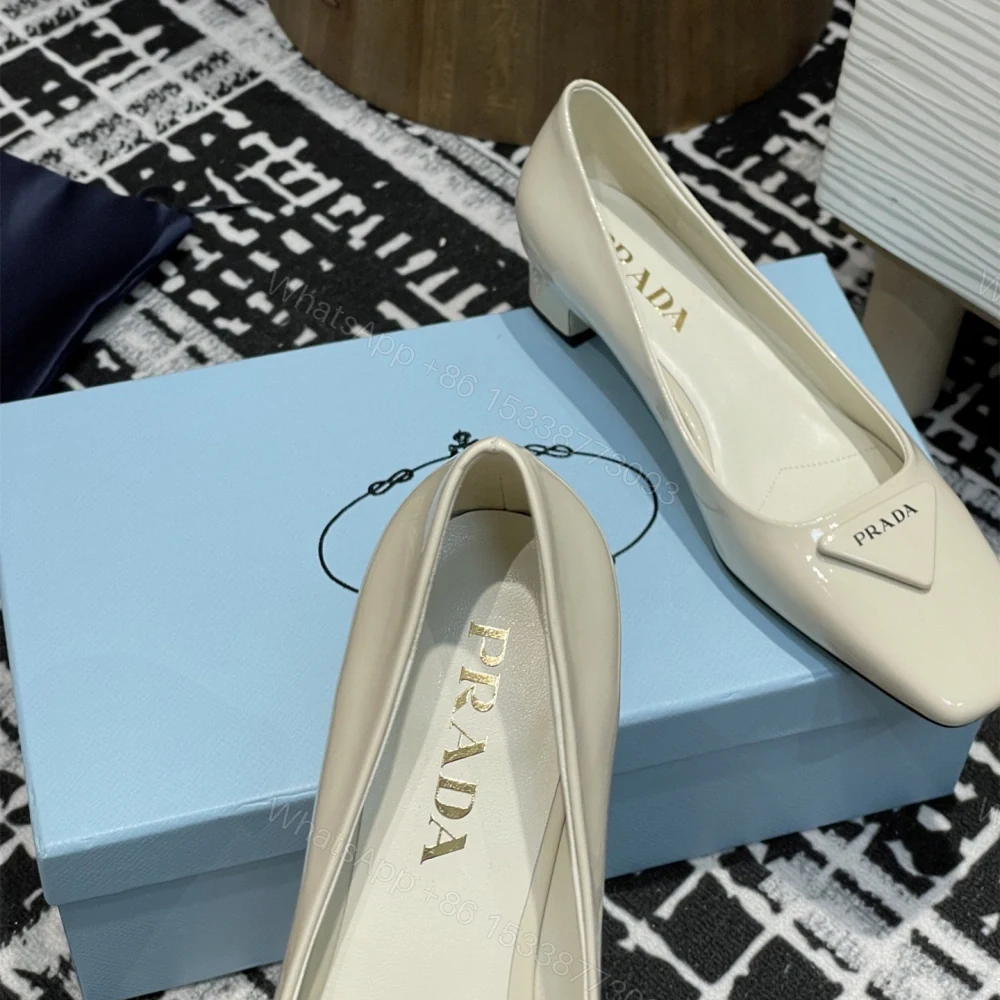 View 5 of 高仿Prada*1l628B方頭粗跟單鞋3.5CM白色免檢版