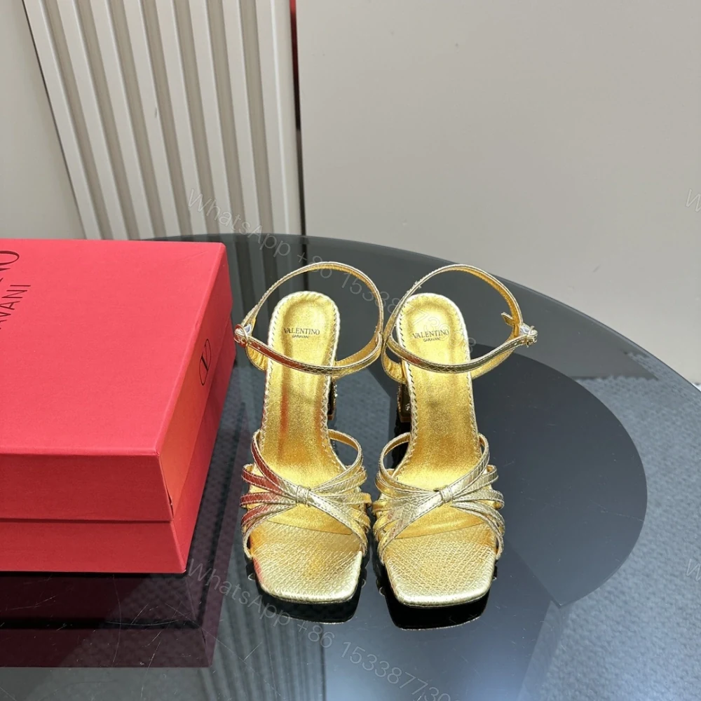 高仿Valentino*6W2S0LK水鑽高踭鞋金色9CM免檢版 — view 1