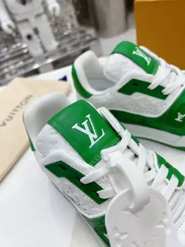 View 8 of LOUIS VUITTON TRAINE SNEAKERS IN GREEN – LSVT380
