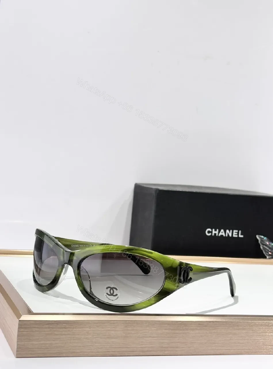 View 2 of Black Acetate Sunglasses – Luxe Comfort, Iconic Silhouette, Polarized UV400