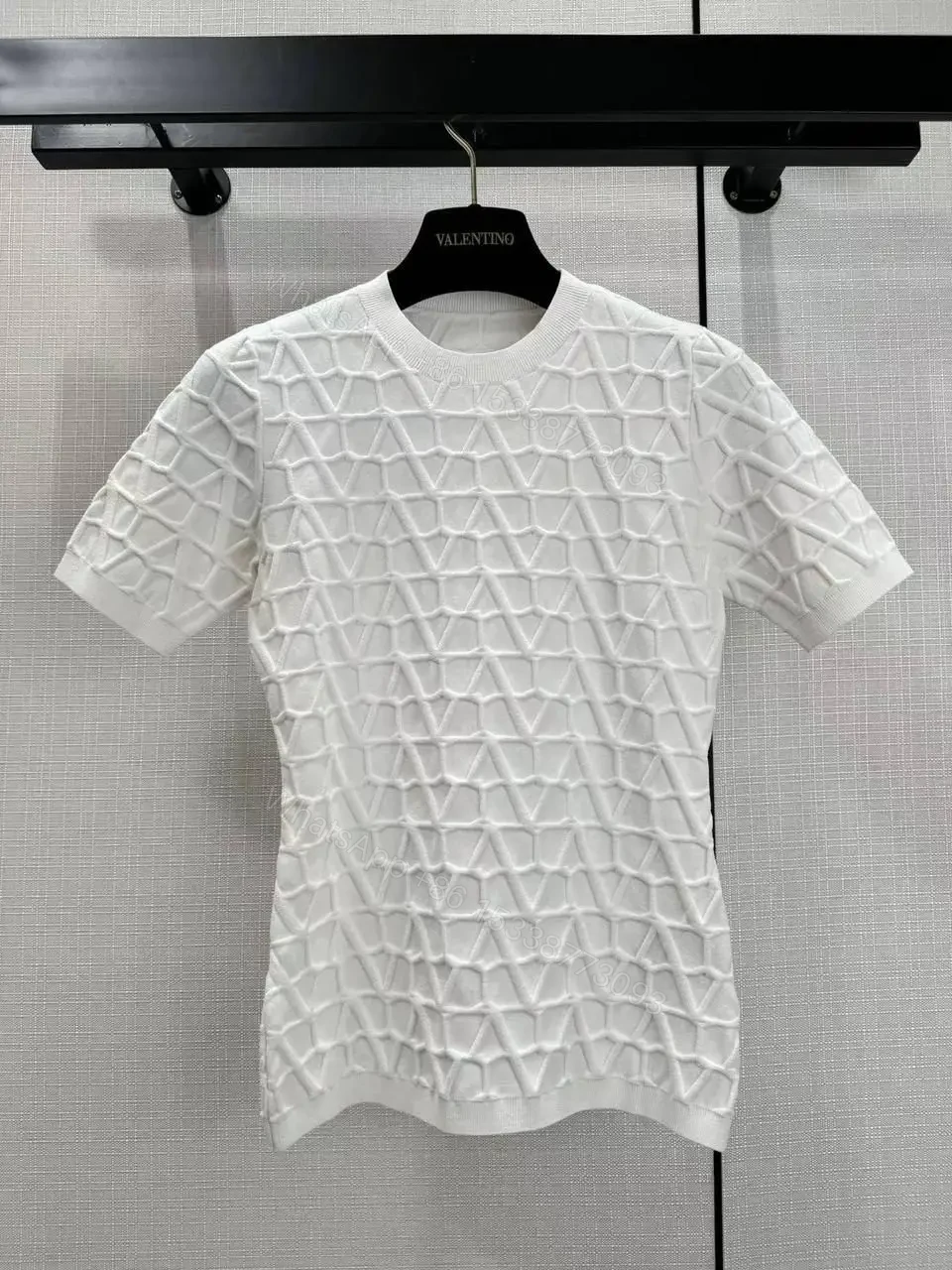 VALENTINO — view 1