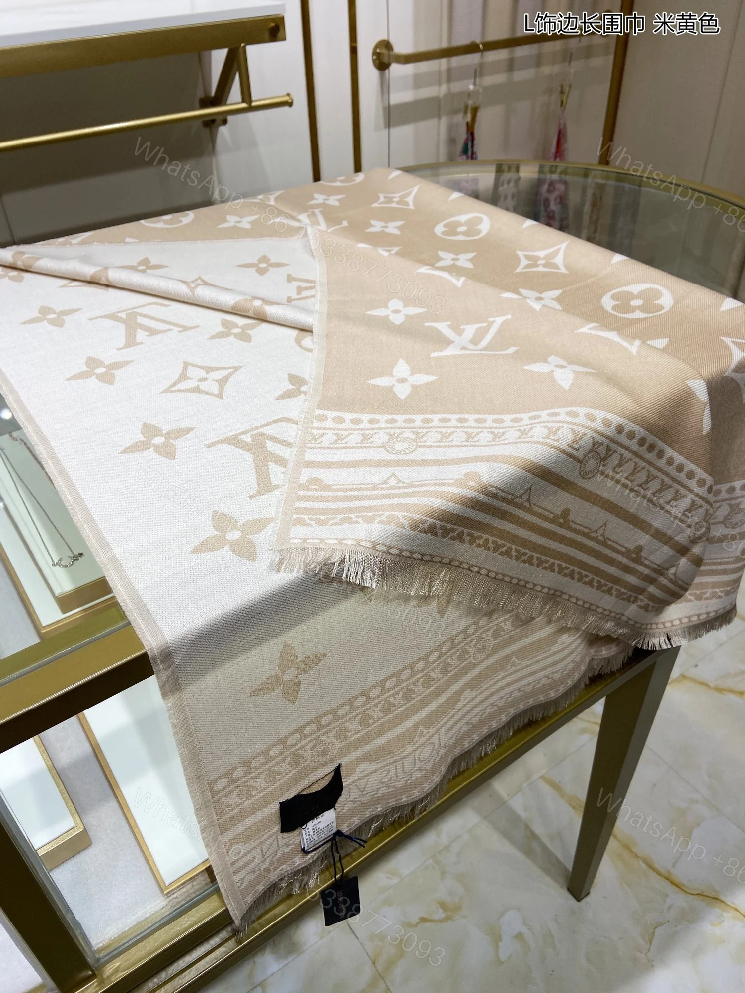 View 3 of EN – Luxury LUV Scarf 004