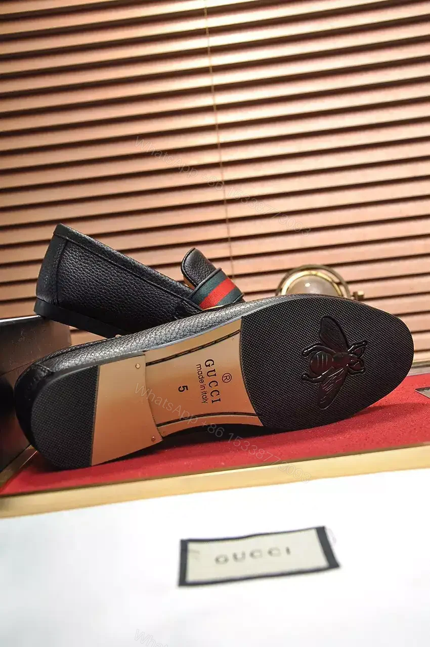 View 7 of GUCCI BLACK LEATHER LOAFER WITH DOUBLE G AND WEB – LDG28
