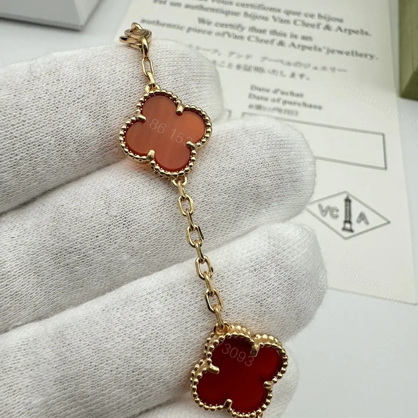 View 15 of 高仿首飾VanCleef&Arpels*RD35500紅瑪瑙黃金手鏈