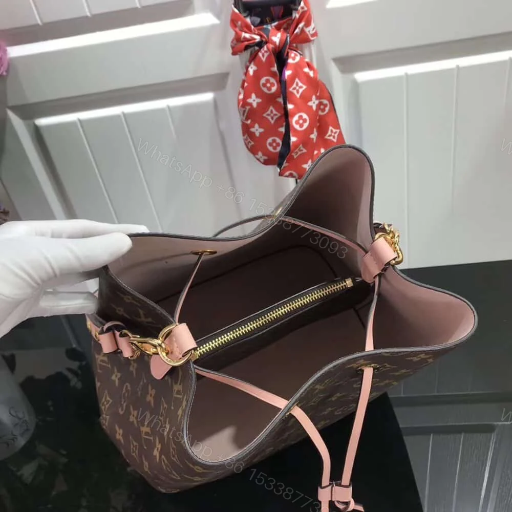 View 8 of Louis Vuitton Neonoe Rose Pink 26Cm M44022