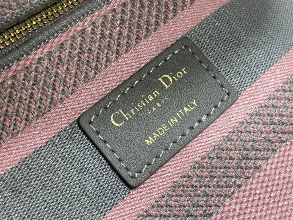 View 6 of Pink Jacquard Dior Tote â€” Bold Texture Everyday Glamour Tote