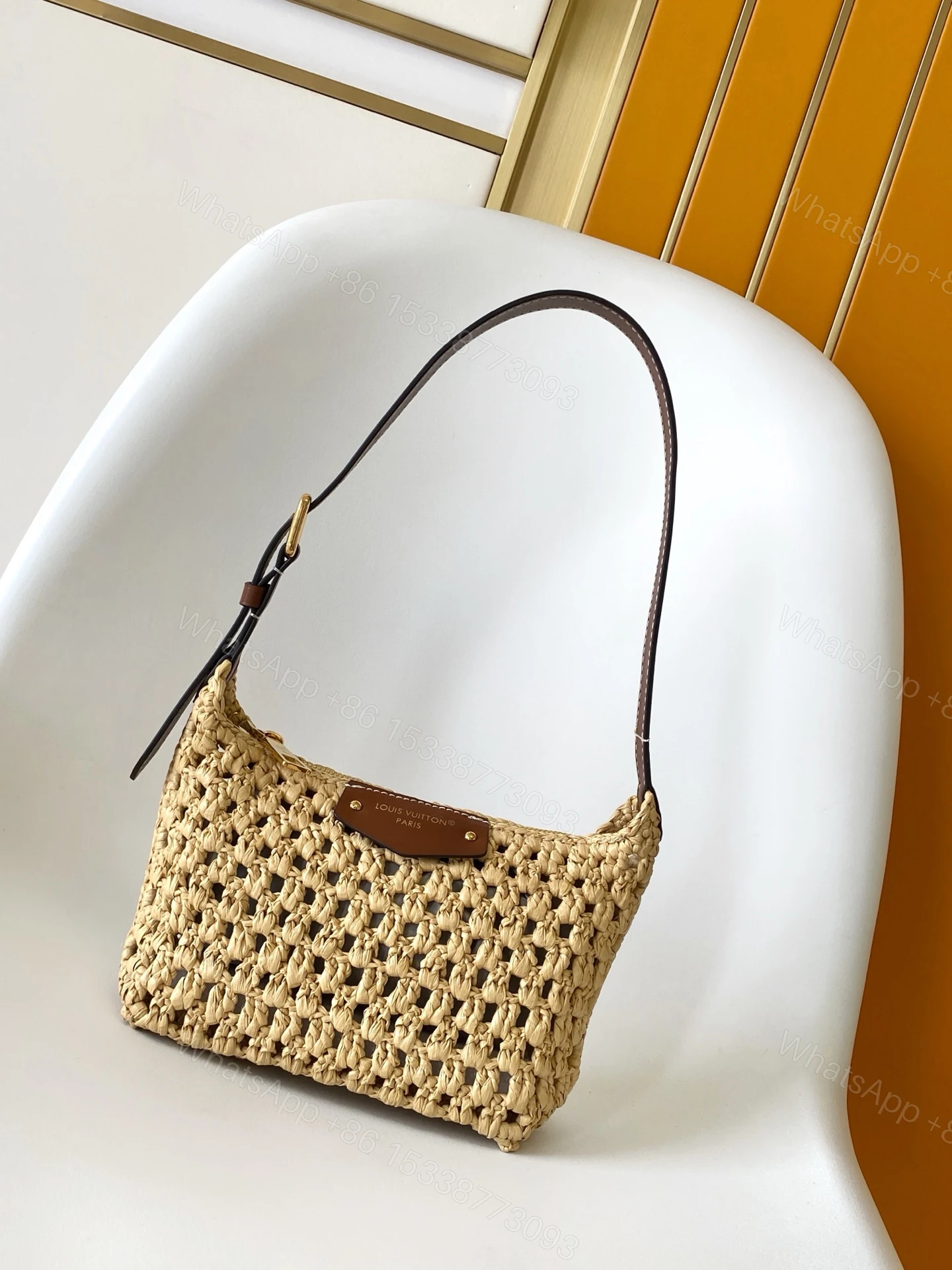 LV 精品仿製草編腋下包 夏日編織單肩手袋 — view 1