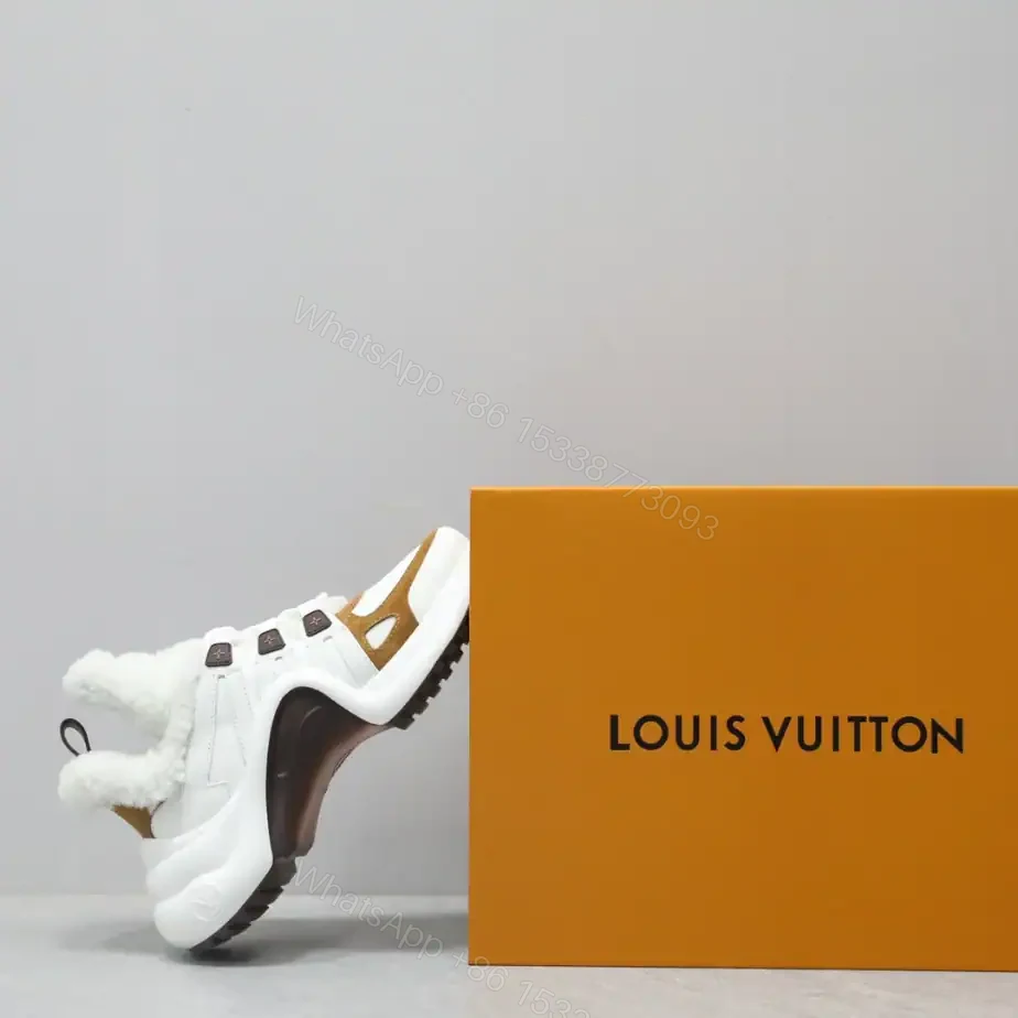 View 6 of LV ARCHLIGHT SNEAKER – LSVM002