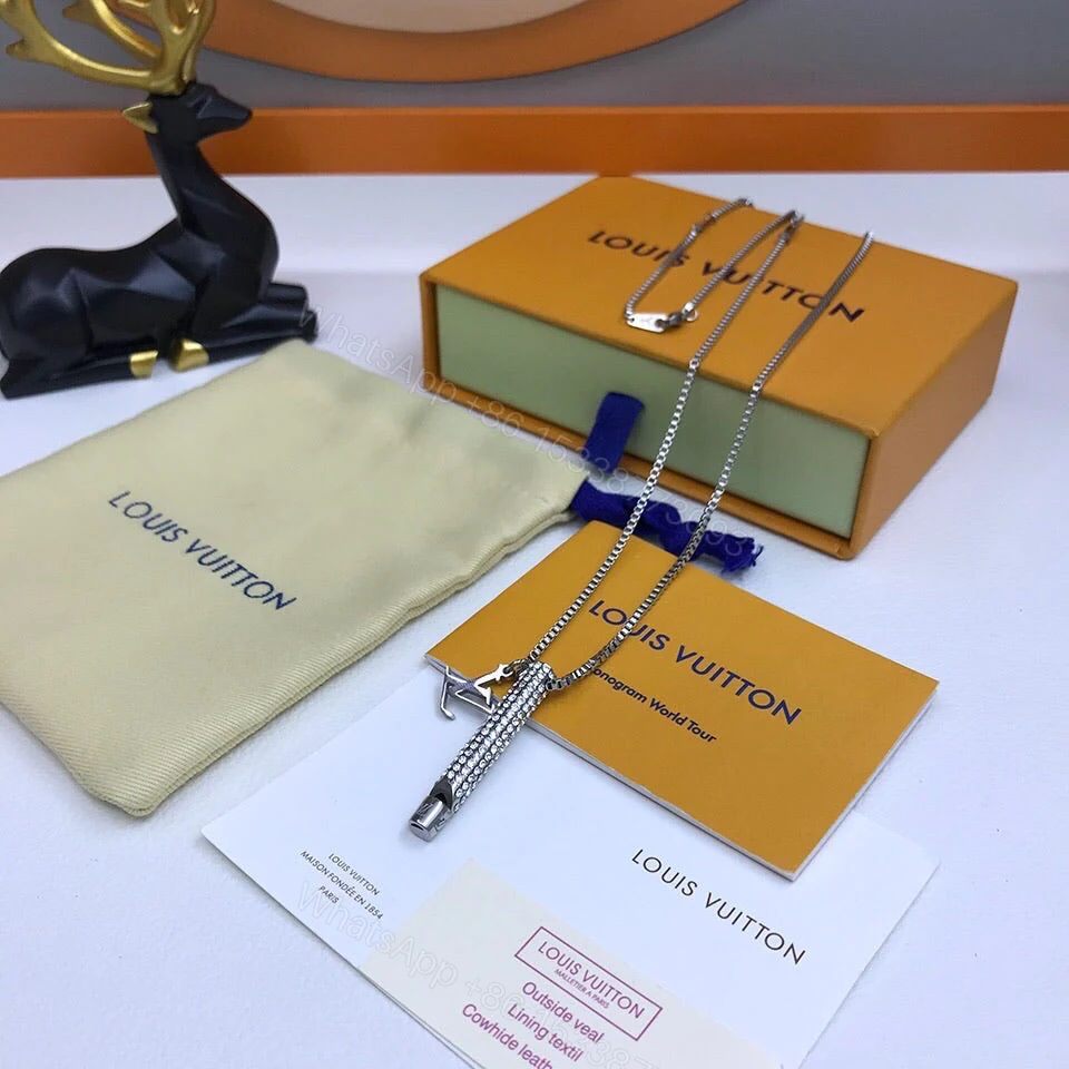 View 3 of Best Quality Necklace LV 016