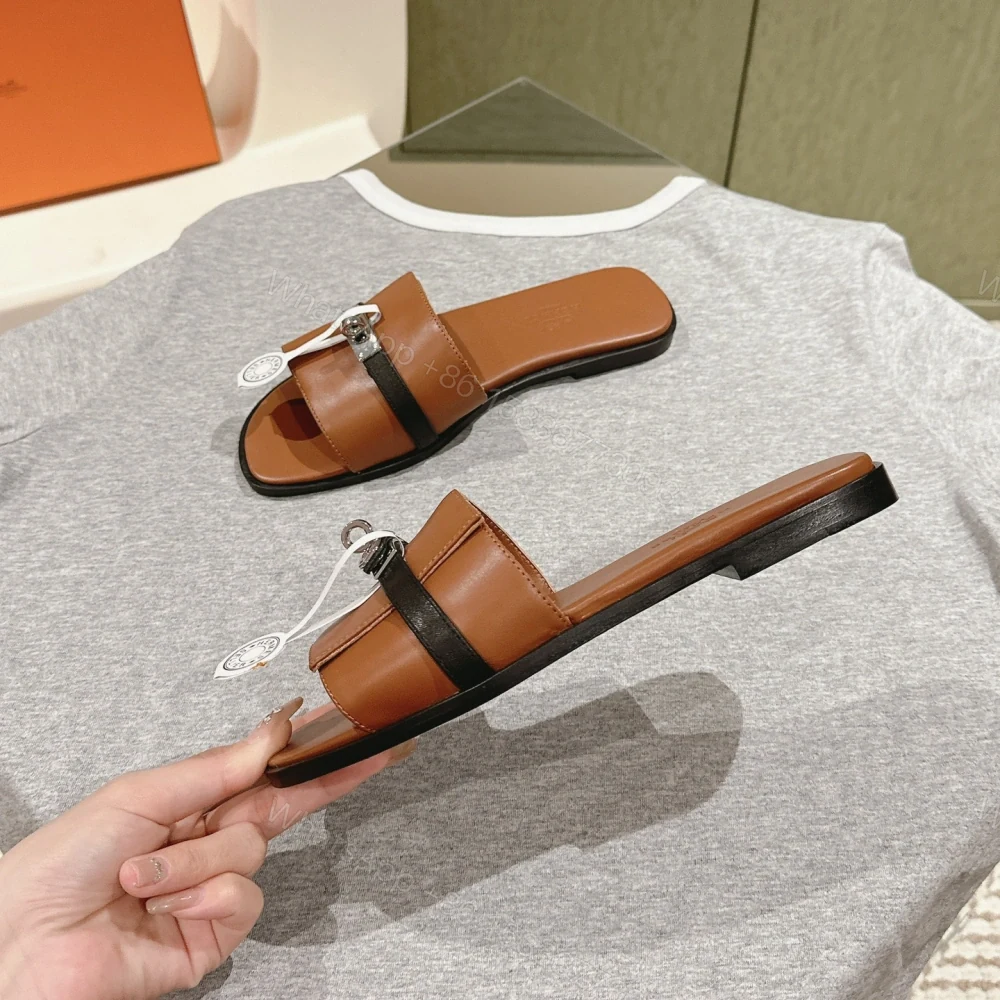 View 3 of 高仿Hermes*H231056Z20一字平底拖鞋棕色免檢版