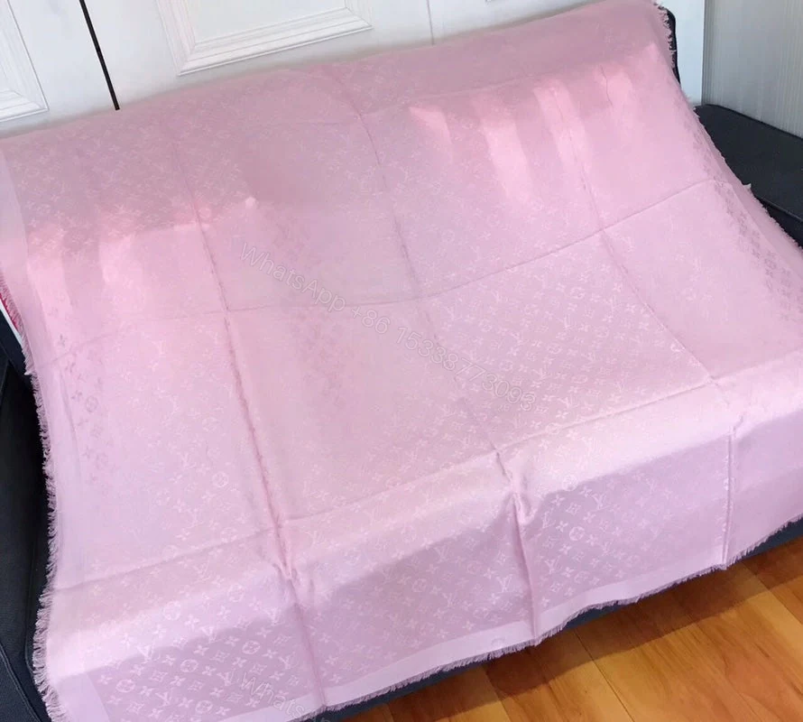 View 3 of EN – Luxury LUV Scarf 024