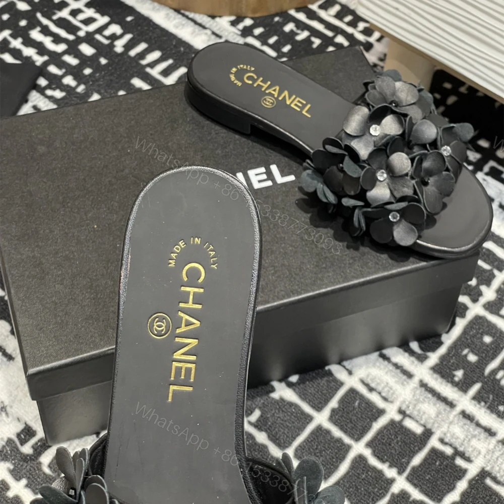 View 8 of 高仿Chanel*25P系列G46231C小羊皮花瓣拖鞋黑色1CM免檢版