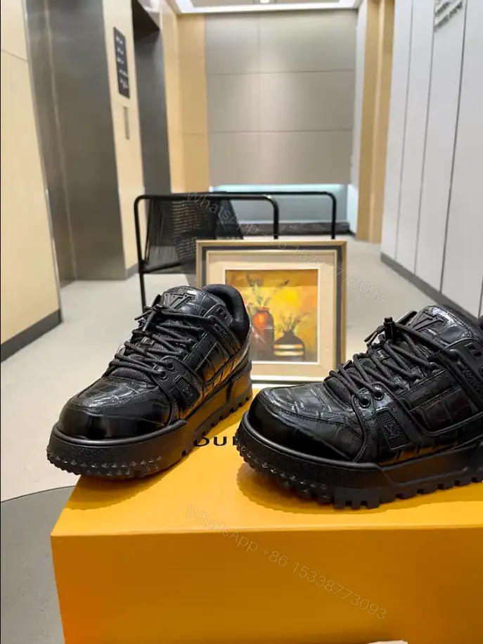 View 9 of LV TRAINER MAXI SNEAKER – LSVT415