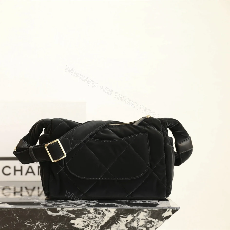 View 2 of 高仿Chanel*24N系列AS5054/SKI絲絨單肩包免檢版