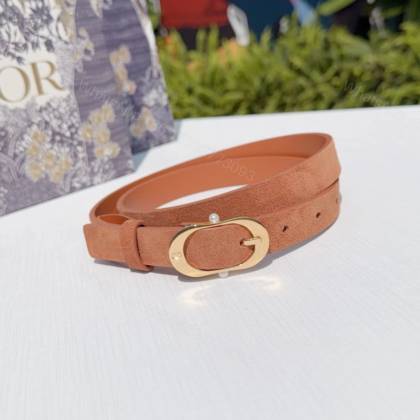 Dior 原單 女款 窄版牛皮皮帶 金色橢圓扣 優雅時尚款 — view 1