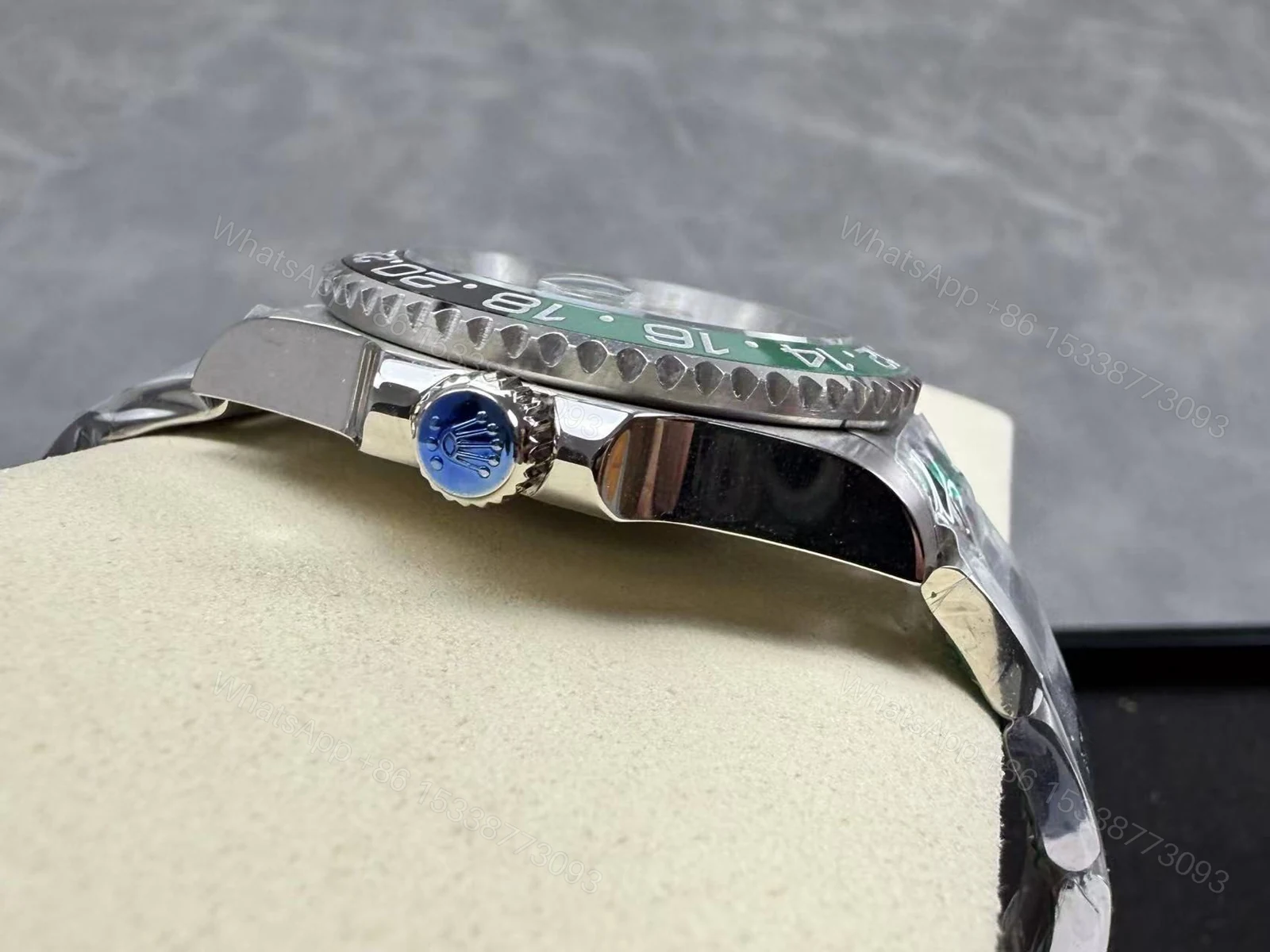 View 7 of Superclone Rolex GMT-Master II 40 mm 126729VTNR Oyster “Absinthe”