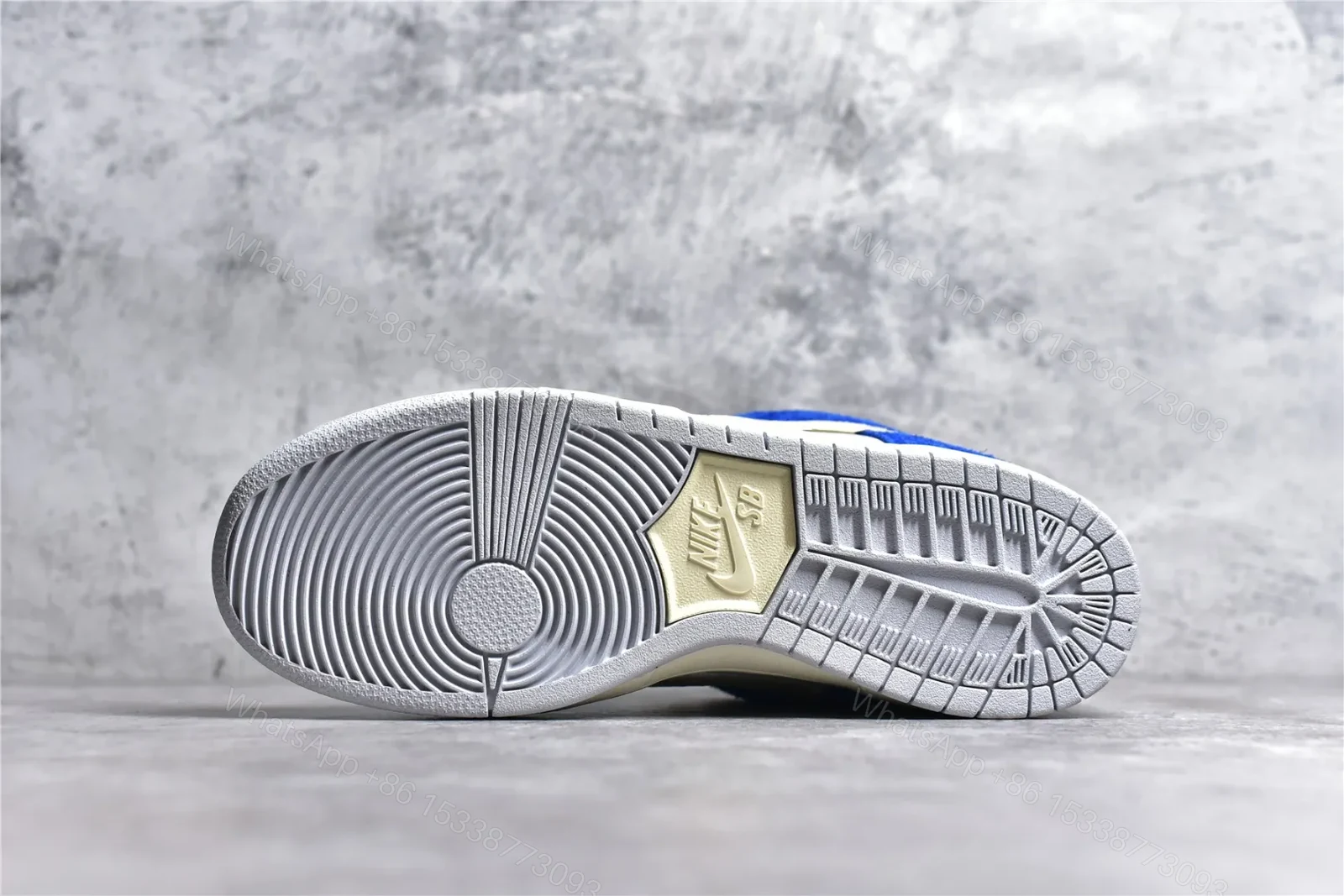 View 8 of Nike SB Dunk Low x Fly Streetwear Replicas