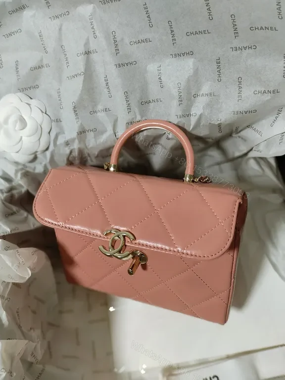 View 9 of Chic Pink Quilted Crossbody: Timeless Luxe Everyday Bag