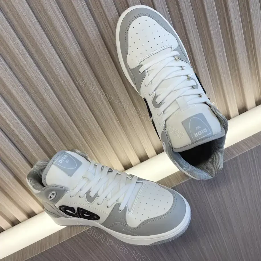 View 3 of B57 MID-TOP SNEAKER DIOR OBLIQUE JACQUARD – CD125
