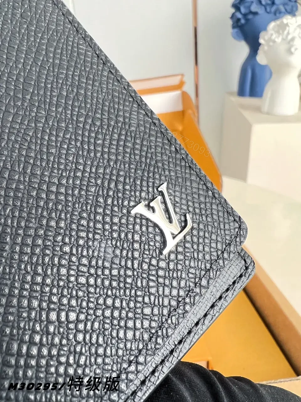 View 2 of Chic Leather Wallet Set: Elegant, Durable, Designer-Inspired