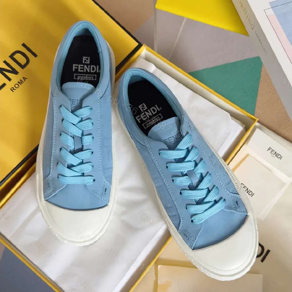 Light-Blue Leather Minimalist Sneakers with Durable Comfort — view 1