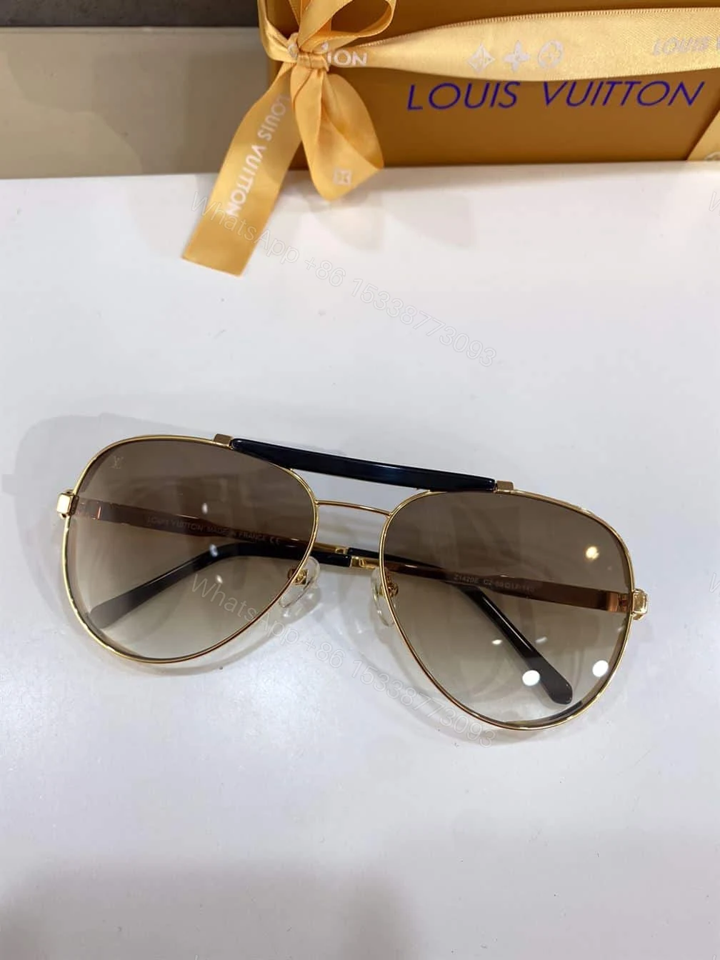 View 6 of LV SUNGLASSES – GLVT28