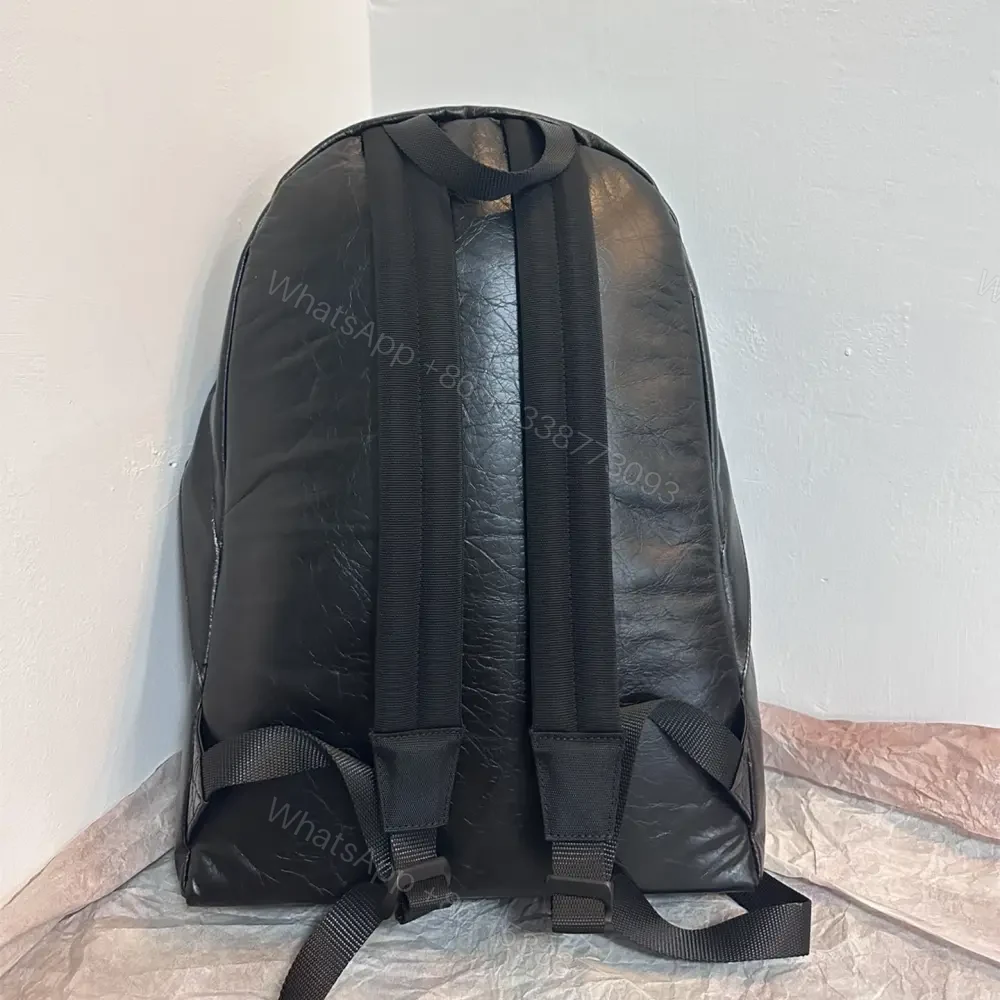 View 2 of 高仿BalenciagaExplorer系列小羊皮雙肩包m