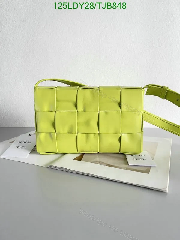 View 104 of Bottega Veneta Premium Nappa Leather Intrecciato Weave Bag with Magnetic Fastening BV9101