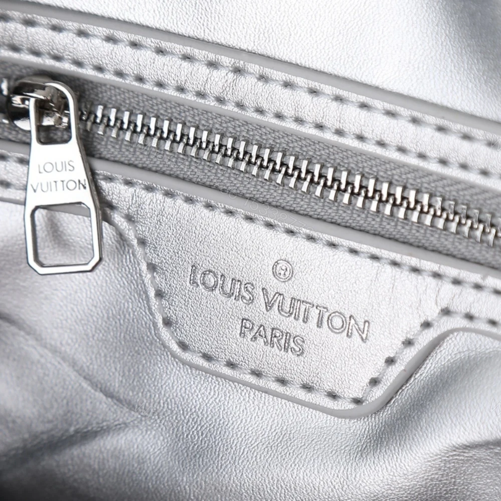 View 9 of Louis Vuitton 57th Street NYC Speedy Bandoulière 30 Monogram Silver 30cm M27324