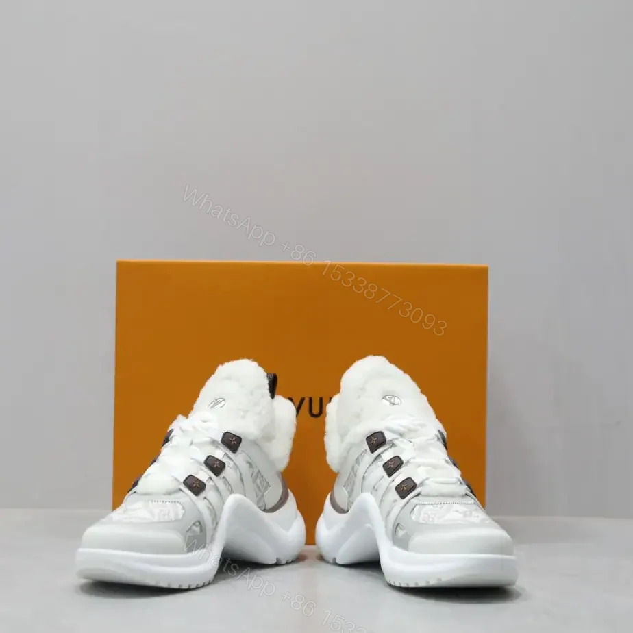 View 7 of LV ARCHLIGHT SNEAKER – LSVM011