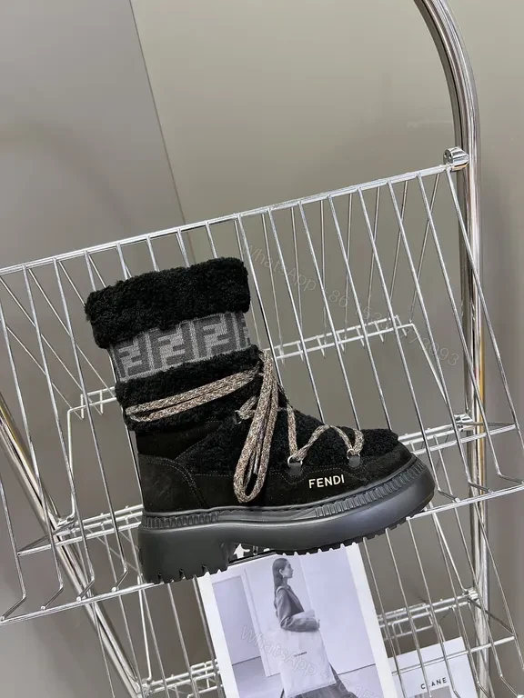 Statement Knit Boots: Luxe Fendi-Inspired High-Tops with Plush Warmth — view 1