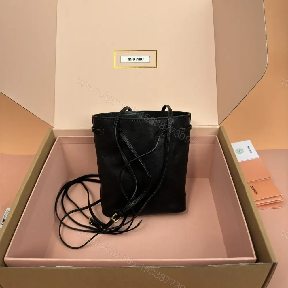 View 2 of 高仿miumiu*5NR460小羊皮水桶包黑色免檢版