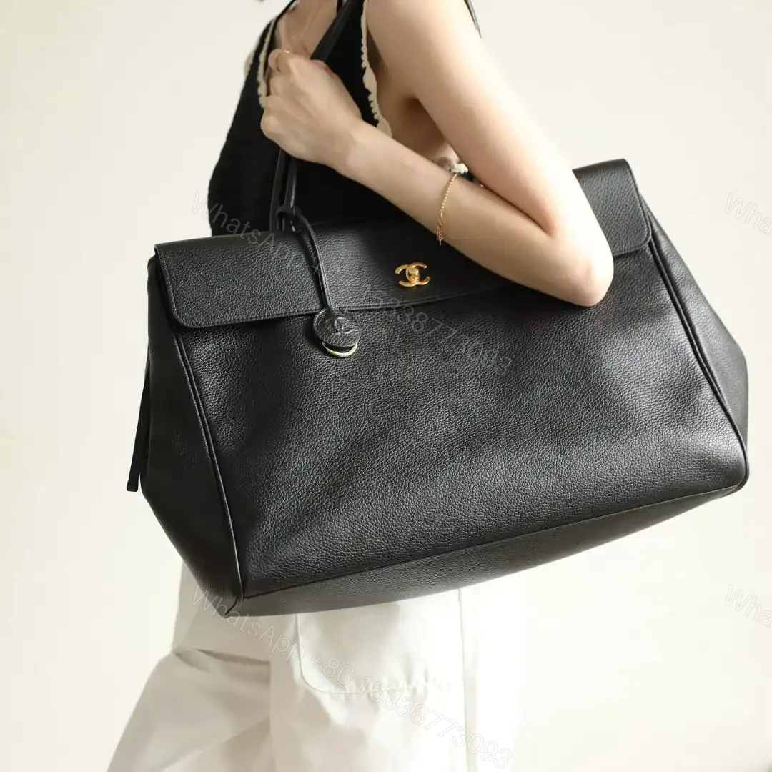 View 25 of 高仿Chanel*26S系列AS6289粒面小牛皮單肩包黑色大號免檢版