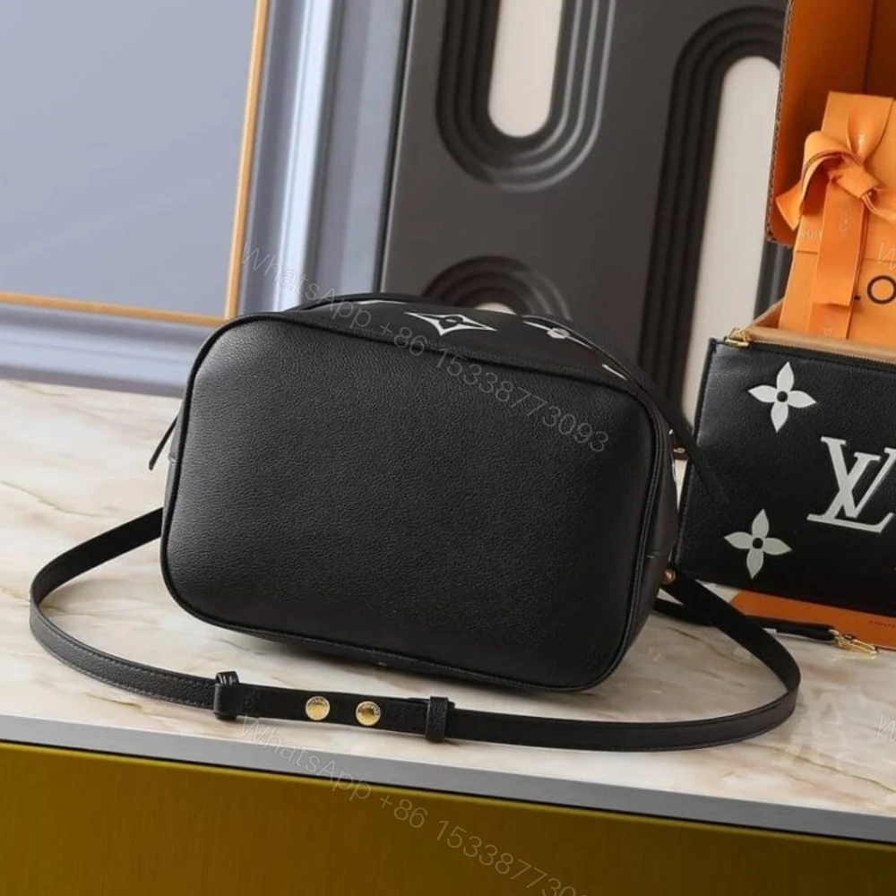 View 4 of Louis Vuitton Neonoe MM Black 25Cm M45497