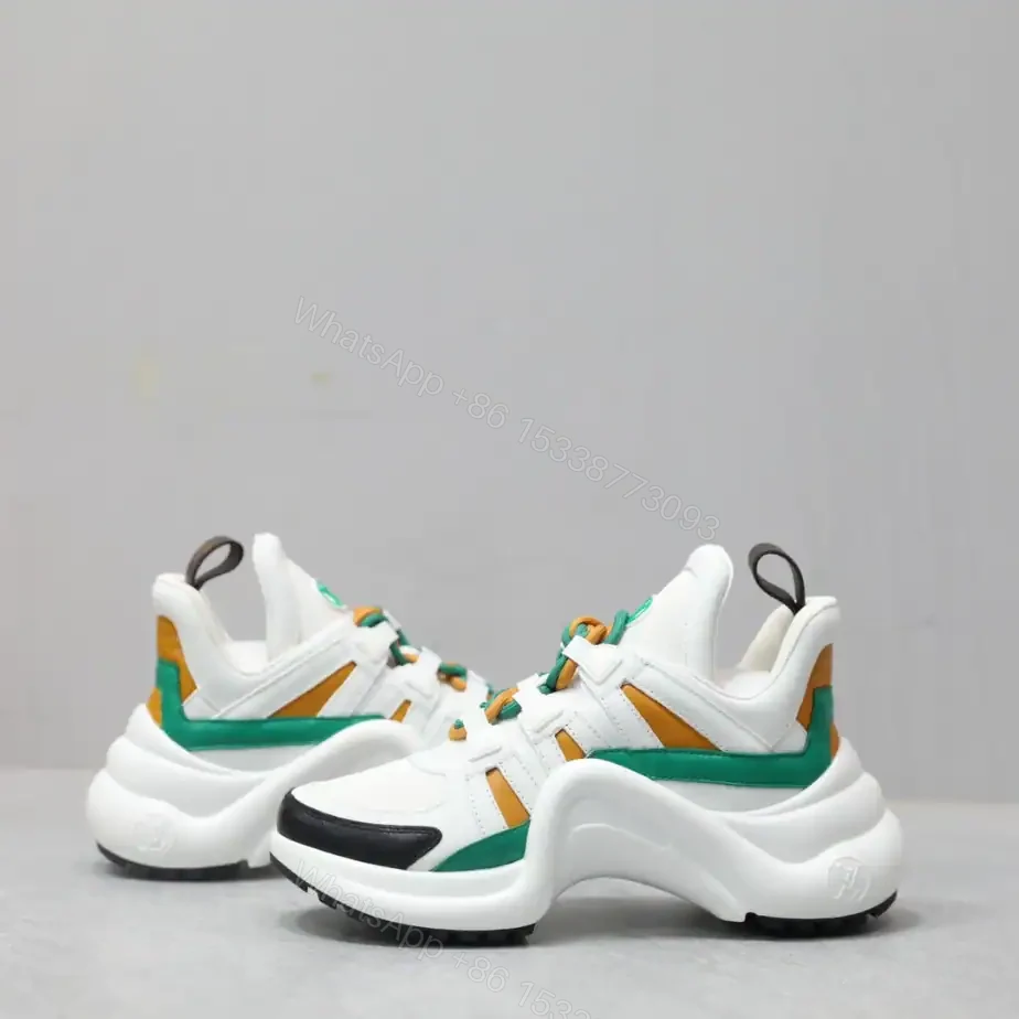 View 4 of LV ARCHLIGHT SNEAKER – LSVM010