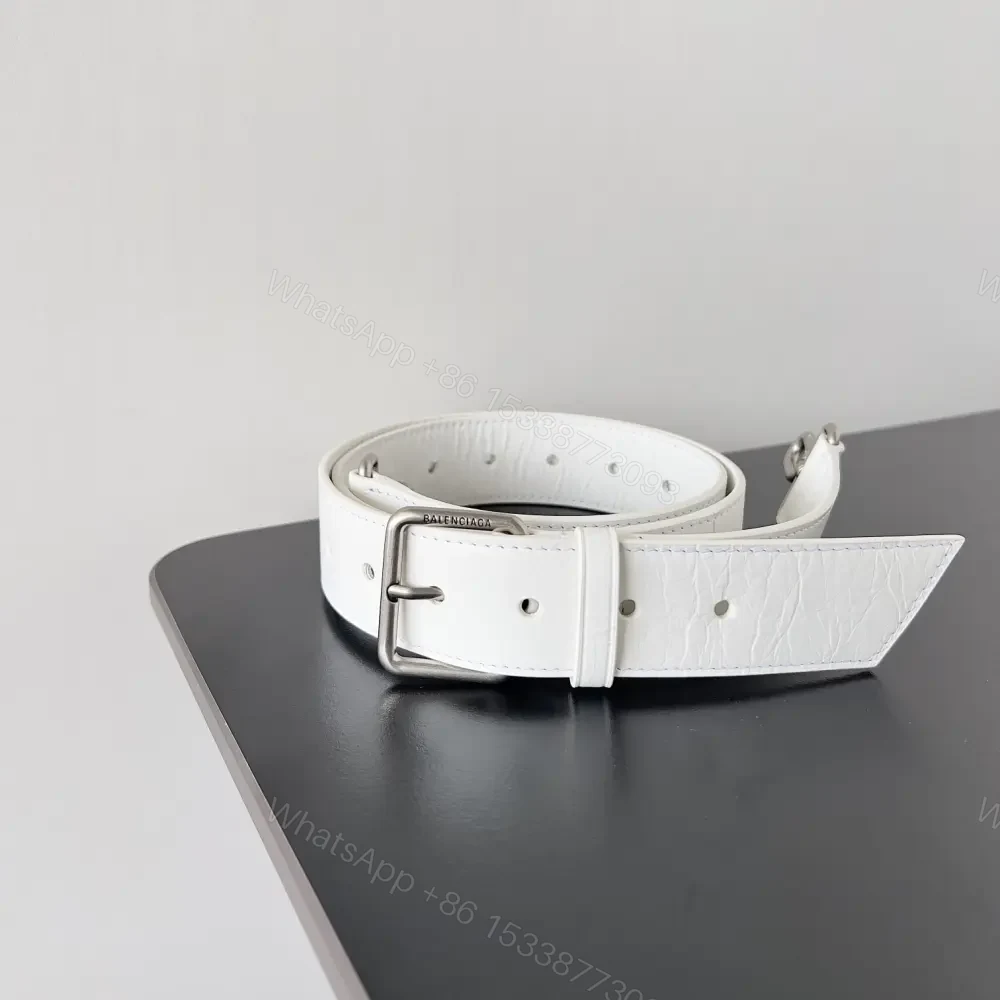 View 9 of 高仿Balenciaga*BBSolt系列腋下包白色S