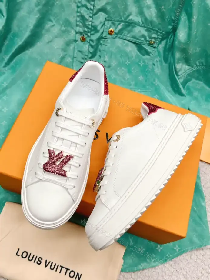 View 4 of LV TIME OUT SNEAKER – LSVM038