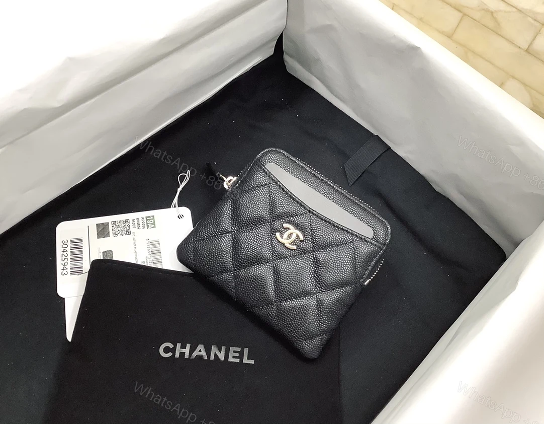 Chanel一比一菱格零錢包女士款黑色魚子醬皮迷你拉鍊卡包 — view 1
