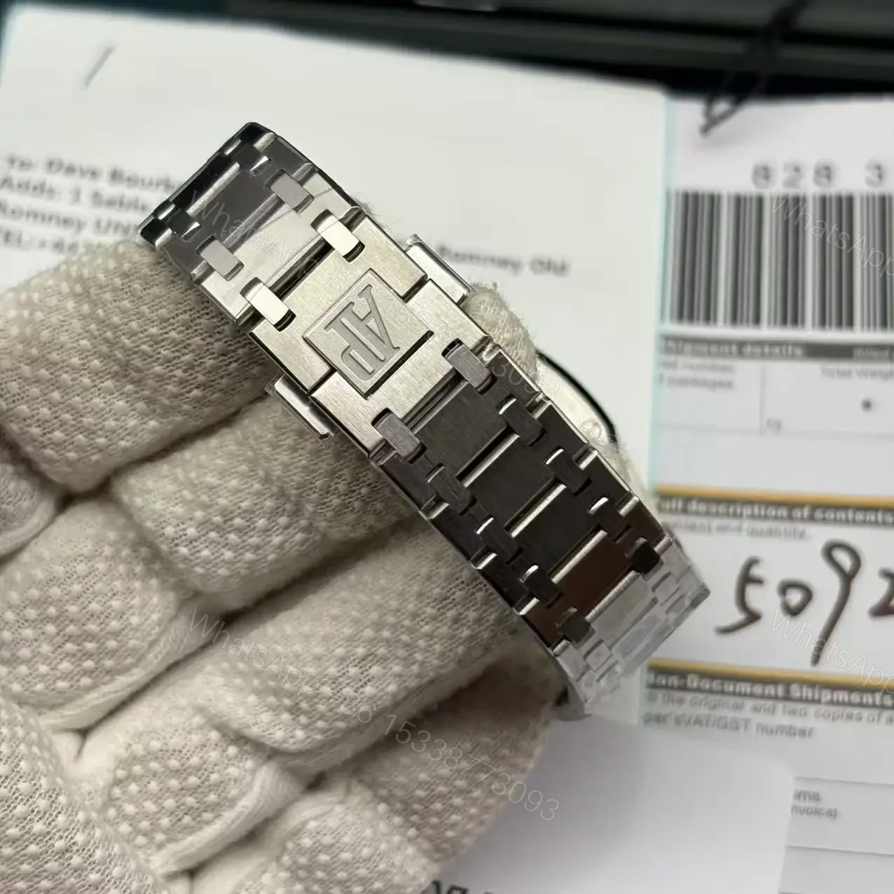 View 14 of Replica Audemars Piguet Royal Oak Jumbo Extra-Thin Blue 15202IP.OO.1240IP.01
