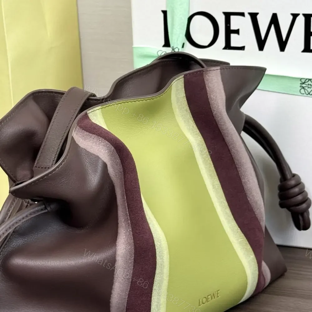 View 8 of 高仿Loewe*Flamenco系列0017拼皮單肩包巧克力中號免檢版