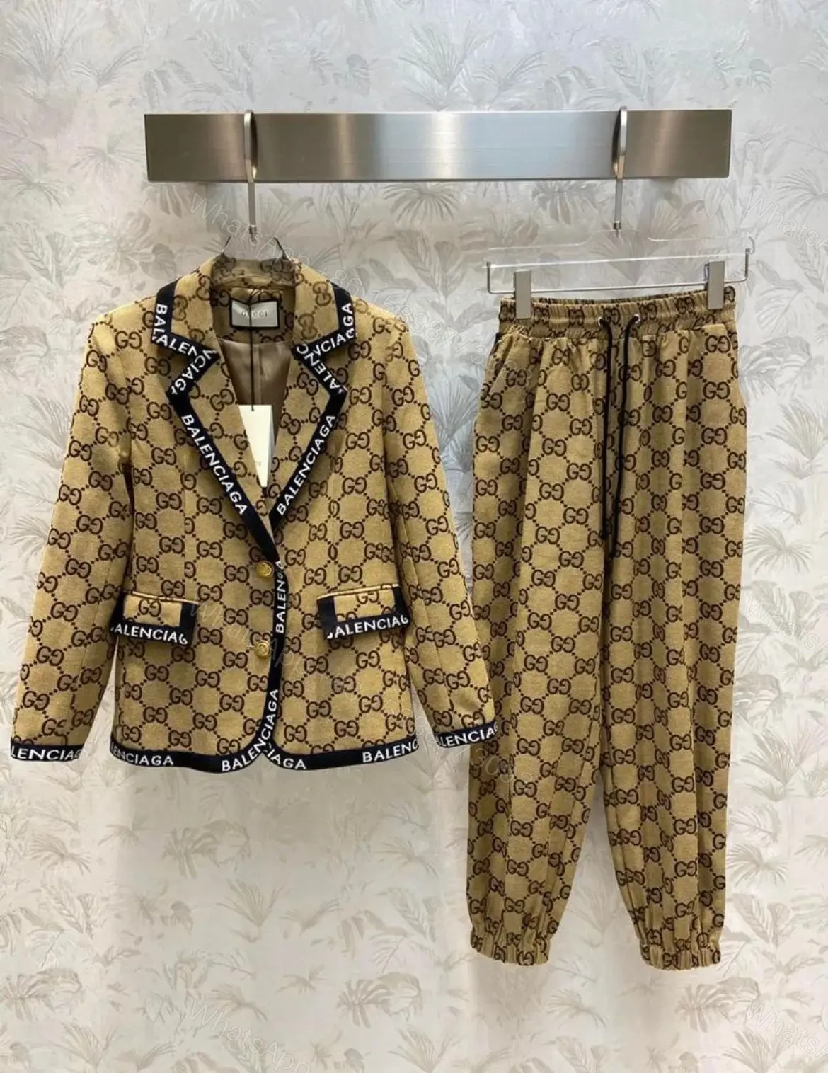 GUCCI — view 1