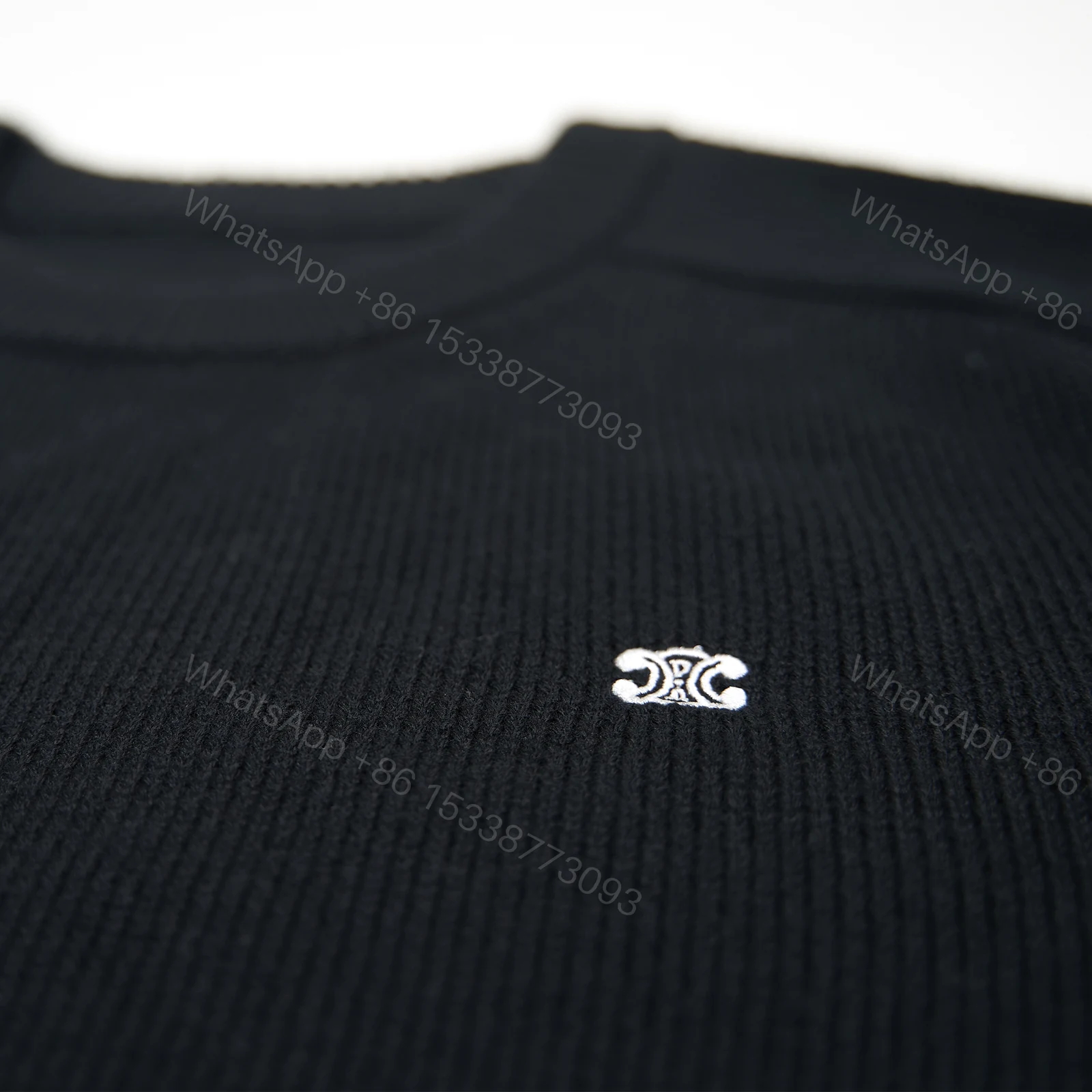 TRIOMPHE CREW NECK SWEATER IN WOOL AND CASHMERE BLACK / OFF WHITE 2AC85048T.38OW — view 2