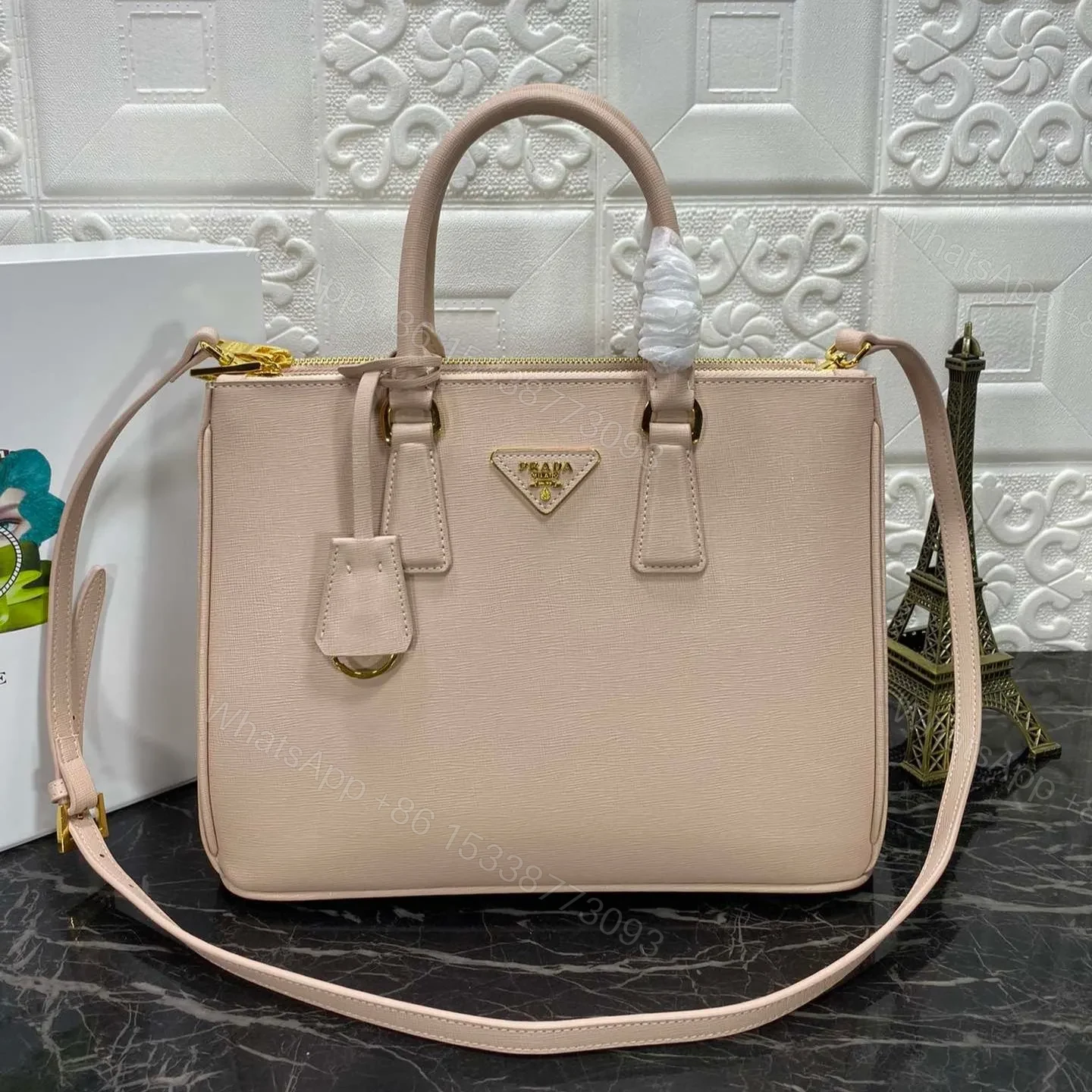 PRA GALLERIA 32 BAG IN BEIGE SAFFIANO LEATHER — view 1