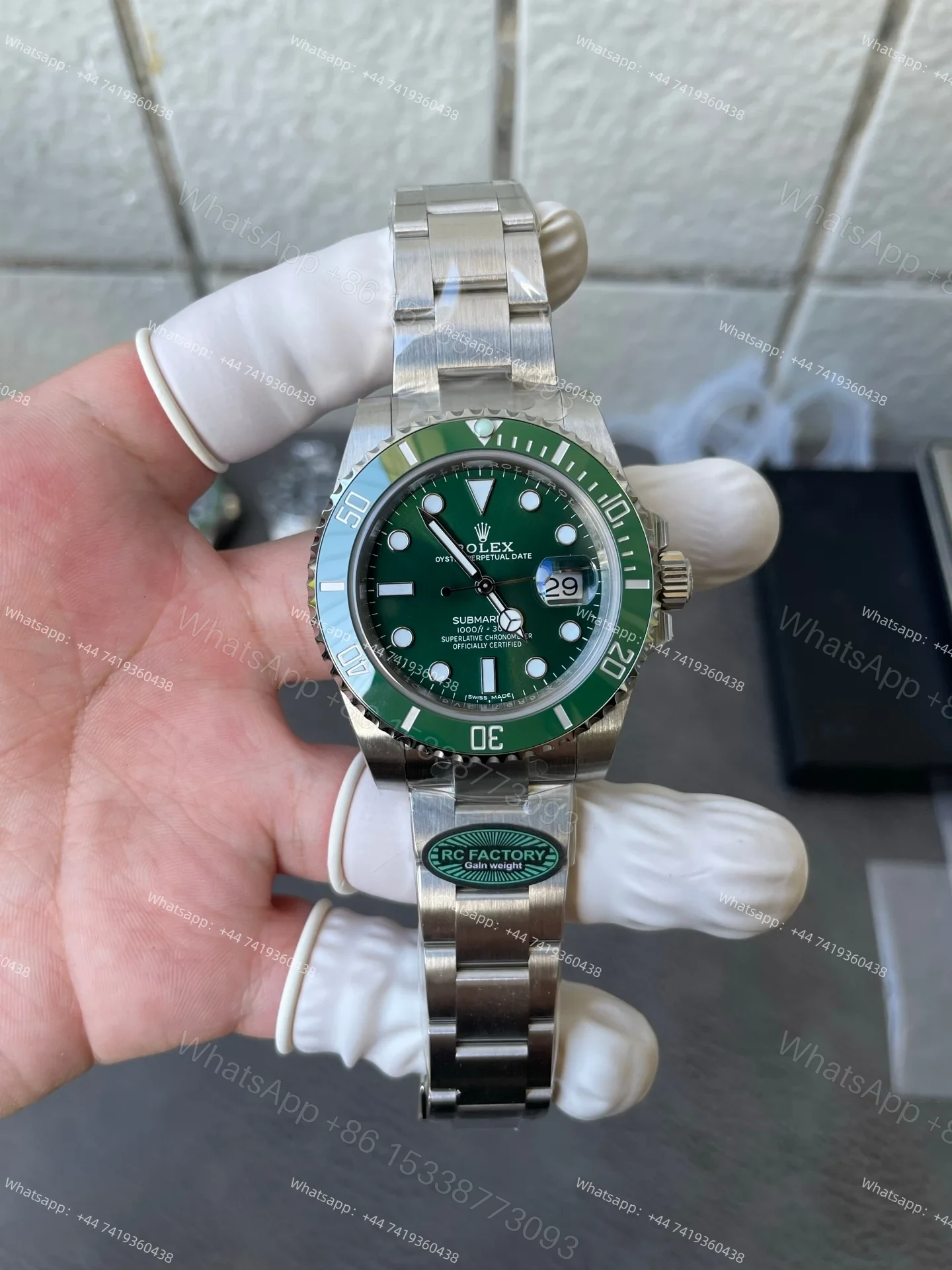 View 2 of Rolex Super Clone Watches 1:1 Hulk Submariner 116610LV