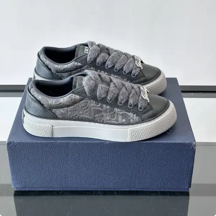 View 7 of DIOR B33 SPIN SNEAKERS – LIMITED AND NUMBERED EDITION ANTHRACITE GRAY GRAINED CALFSKIN – CD208