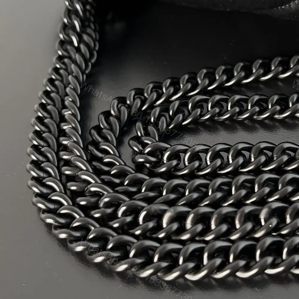 View 7 of 高仿BalenciagaCrush鏈條包中號S
