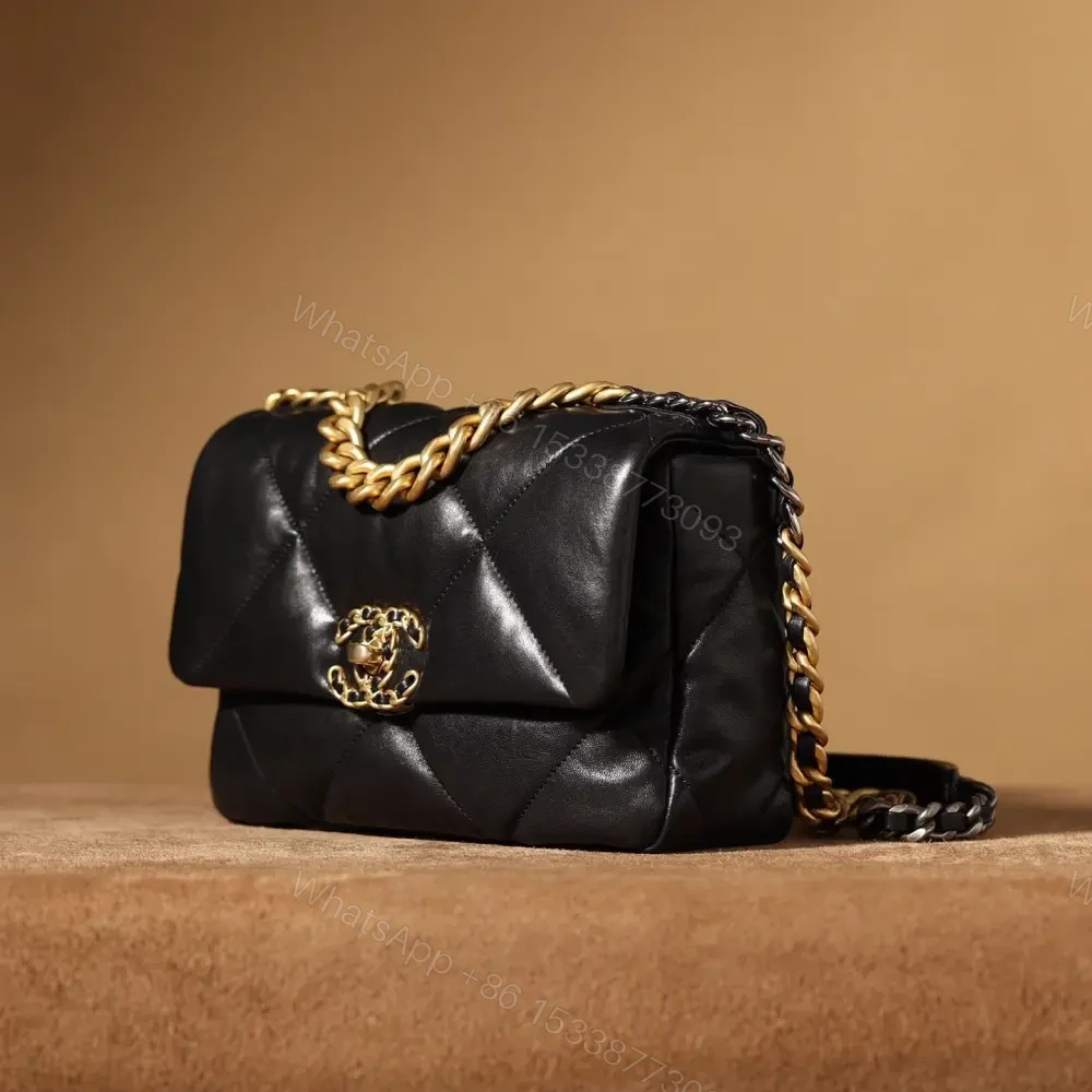 View 6 of 高仿Chanel*19Bag系列小羊皮口蓋包黑色XS免檢版
