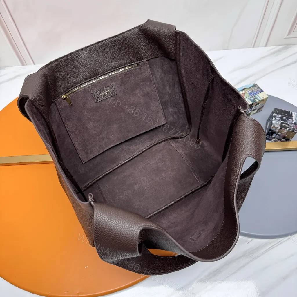 View 2 of Premium Leather Tote: Structured, Everyday Luxury, Gold Charm